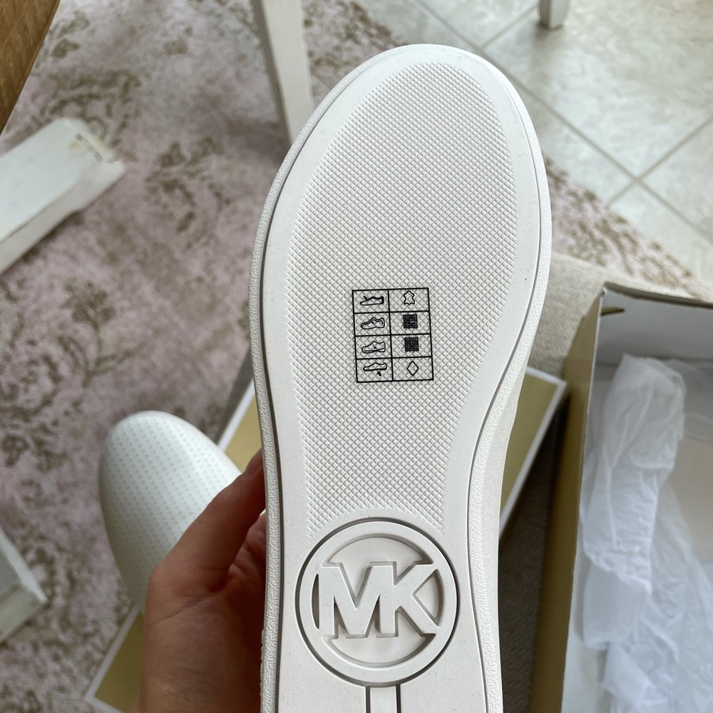 Michael Kors Teddy Slip On Lasered Nappa Pu Perf Optic White - Picture 5 of 7